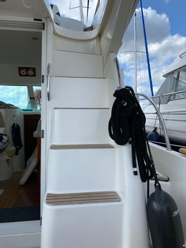 Jeanneau Prestige 32 Fly
