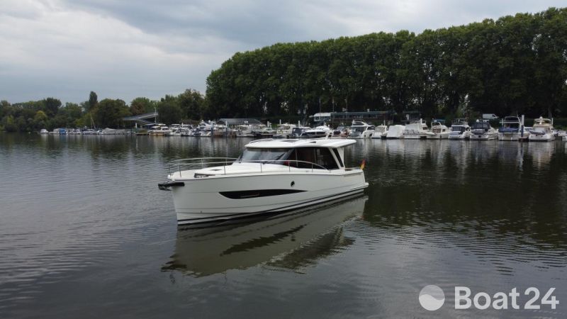 Greenline 39