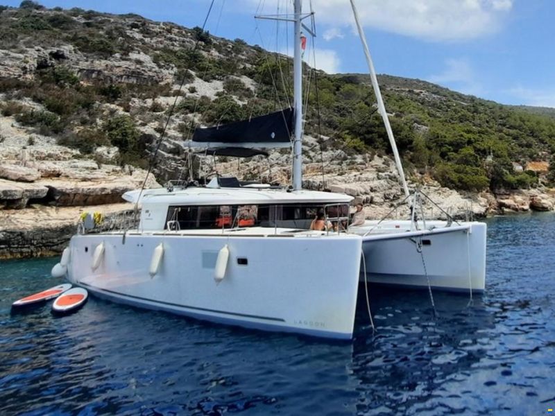 Lagoon 450 F