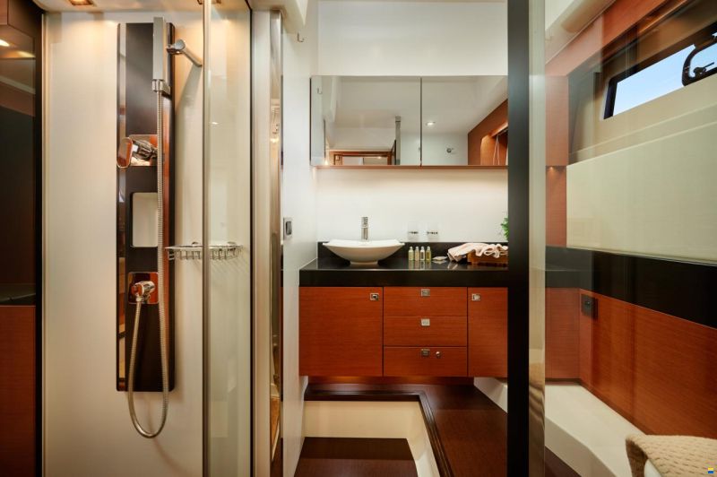 Jeanneau Prestige 550 Fly