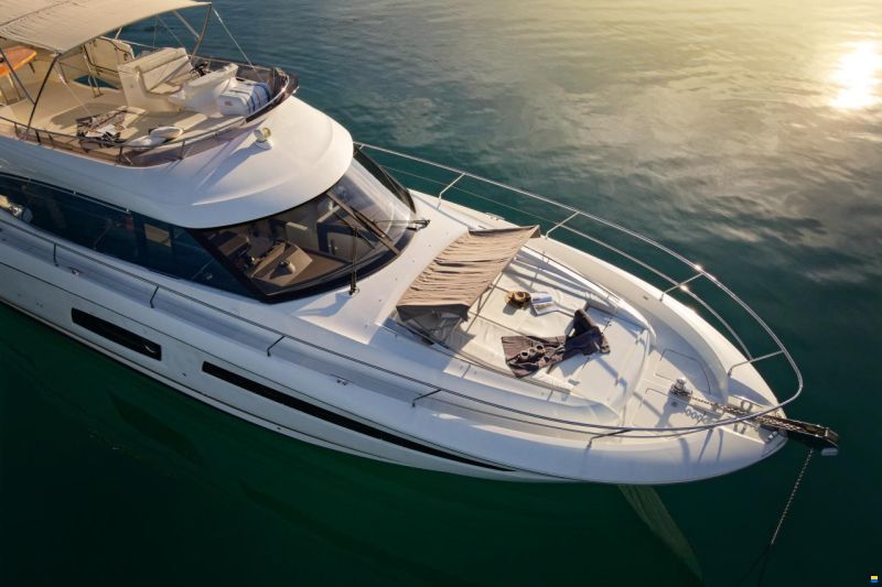 Jeanneau Prestige  550 Fly