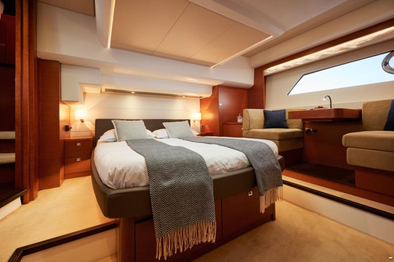 Jeanneau Prestige 550 Fly