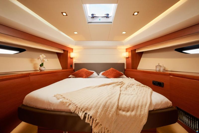 Jeanneau Prestige 550 Fly