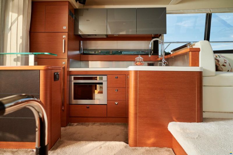 Jeanneau Prestige 550 Fly