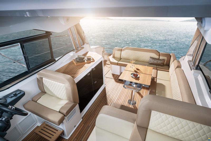 Bavaria SR38 HT Inkl. kostenloser Liegeplatz am