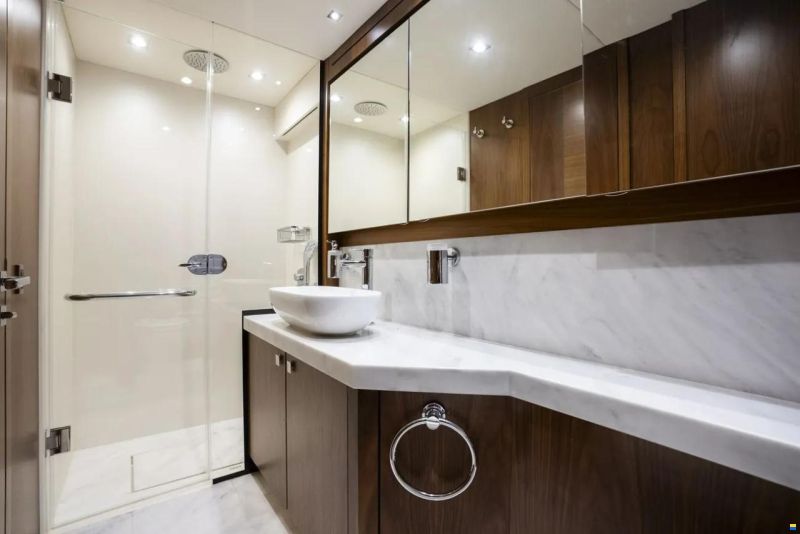 Sunseeker Manhattan 66