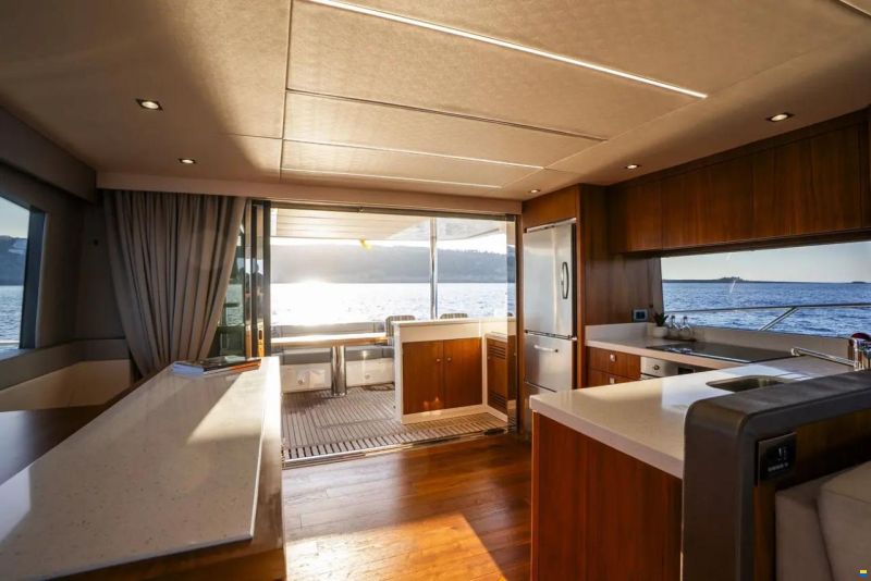 Sunseeker Manhattan 66