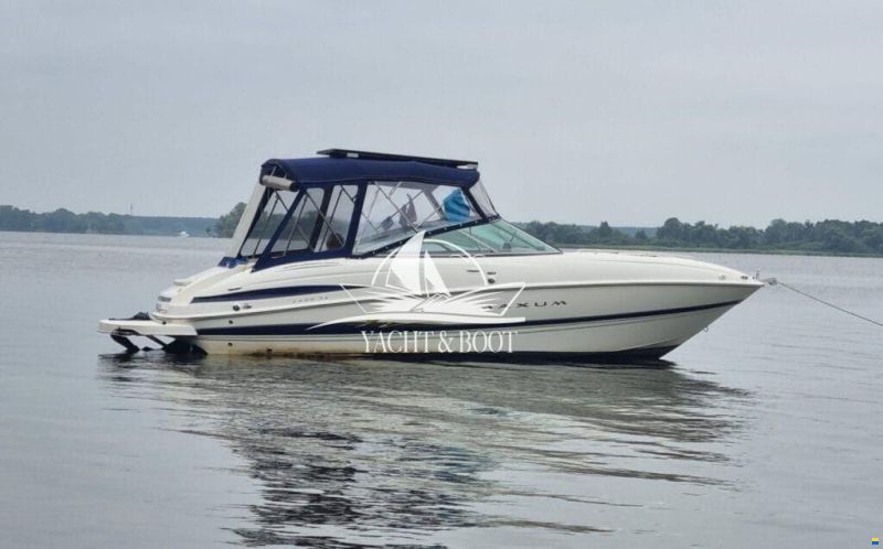 Maxum 2400 SCR
