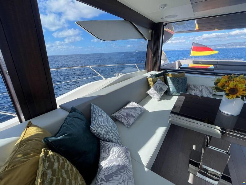 Sunseeker Predator 74 XPS