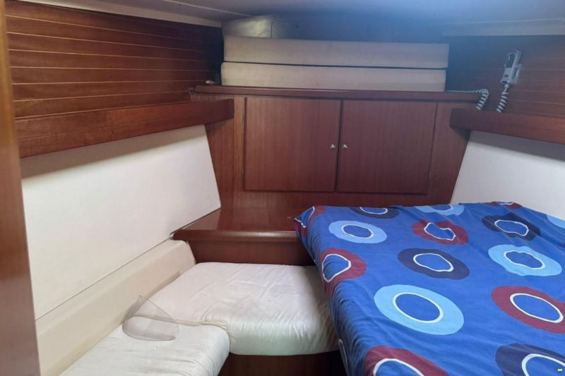 Dufour 385