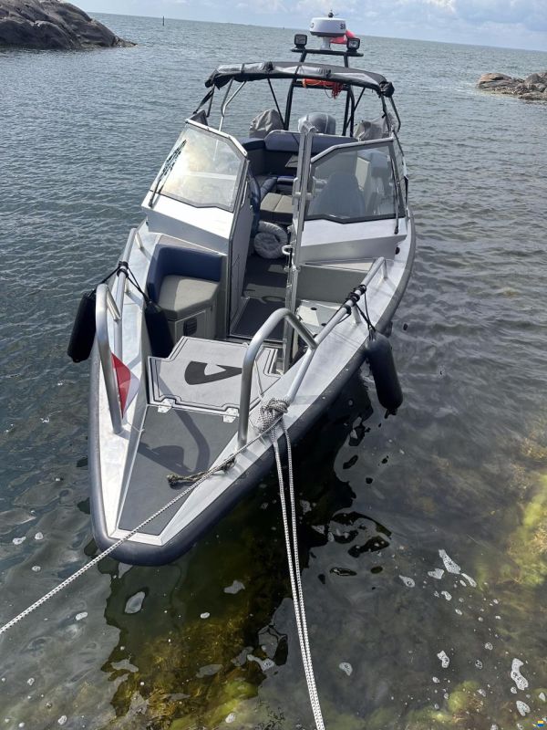 Anytec Boats A 27