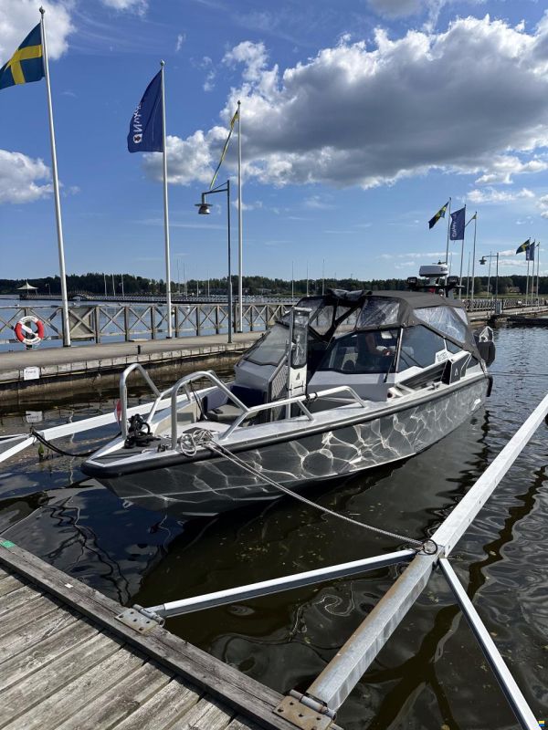 Anytec Boats A 27