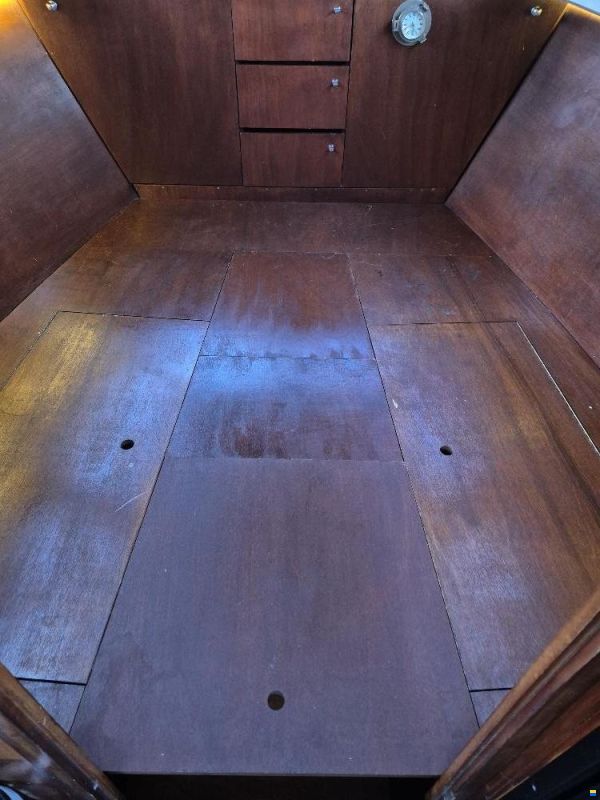 Braassemkruiser 800, NL