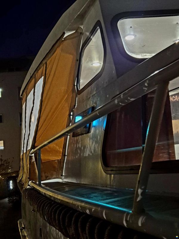 Braassemkruiser 800, NL