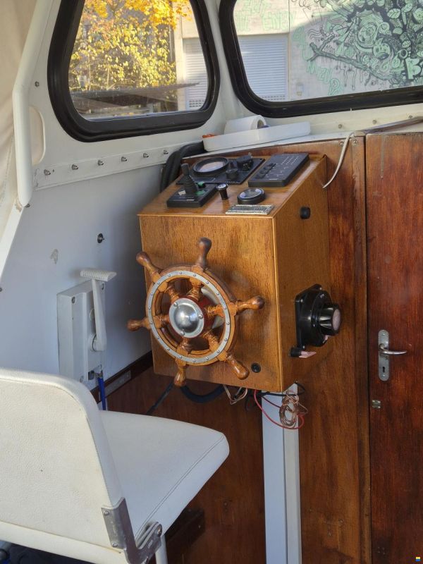 Braassemkruiser 800, NL