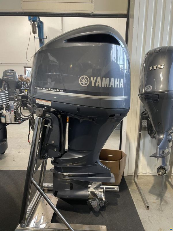 Yamaha F225FETX