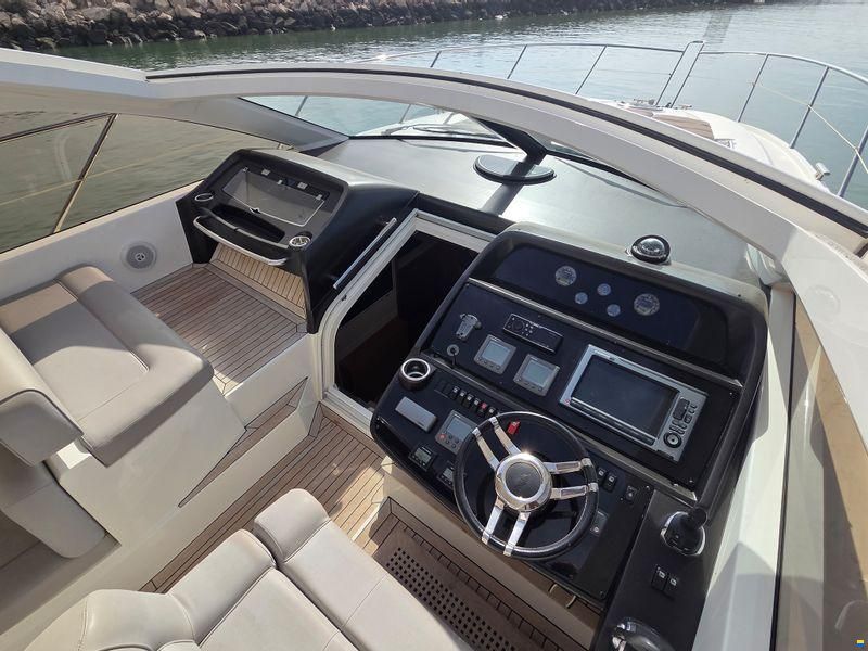 Sunseeker Portofino 48