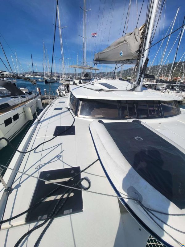 Fountaine Pajot SAONA 47
