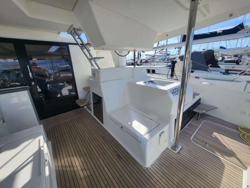 Fountaine Pajot SAONA 47