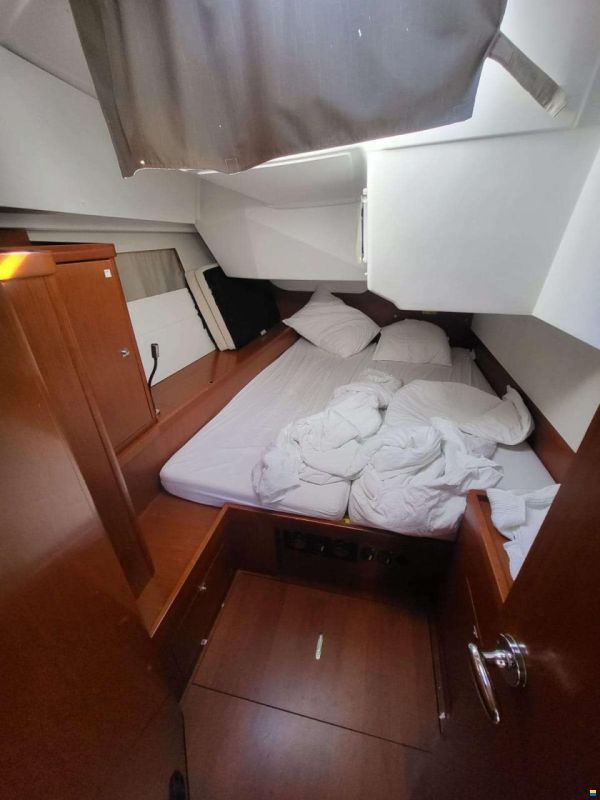 Beneteau OCEANIS 48
