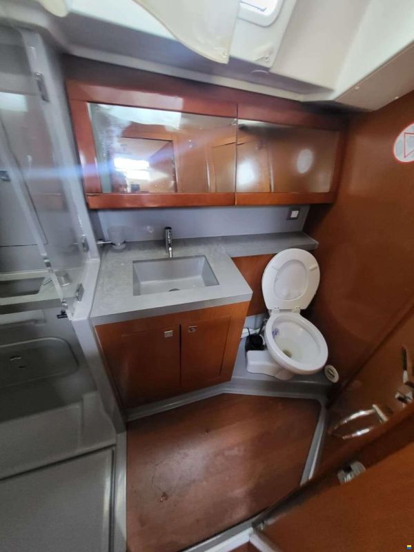 Beneteau OCEANIS 55
