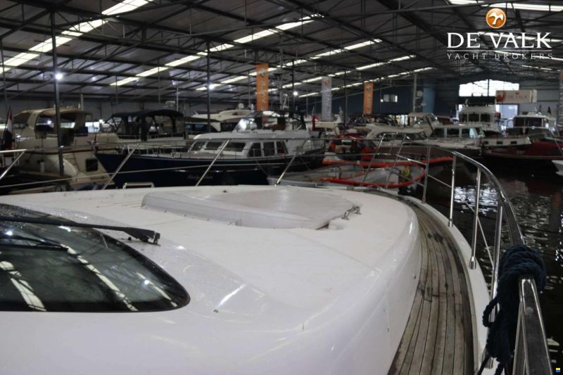 Azimut 68 Plus
