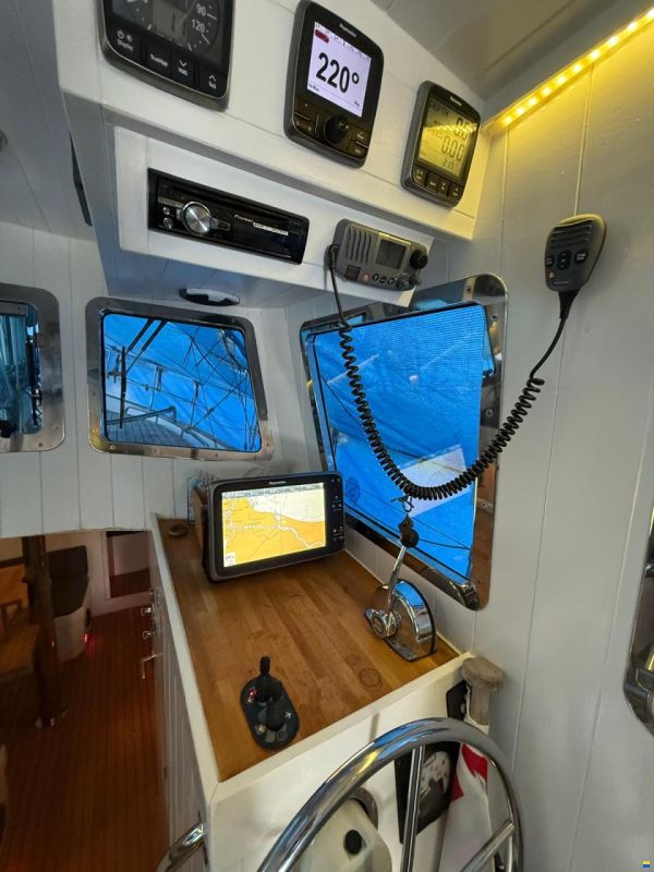 Nauticat JANMOR 33