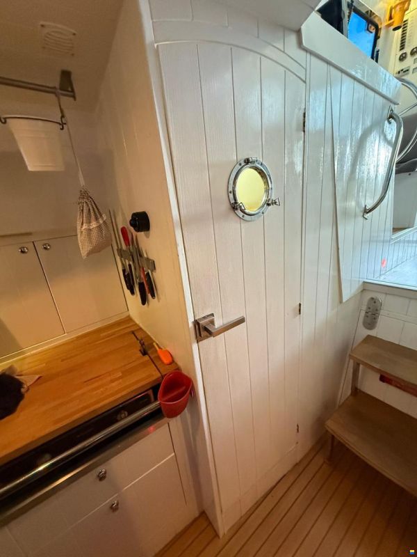 Nauticat JANMOR 33