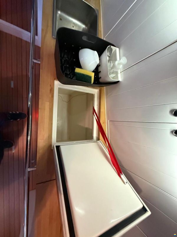 Nauticat JANMOR 33