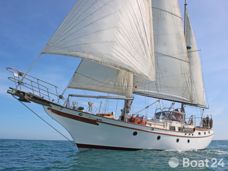 Bluewater Yachts Vagabond 47