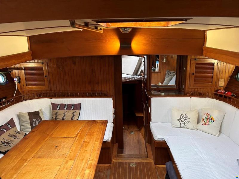 Bluewater Yachts Vagabond 47