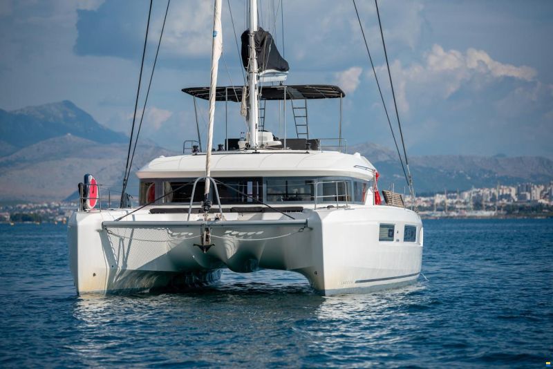 Lagoon 50