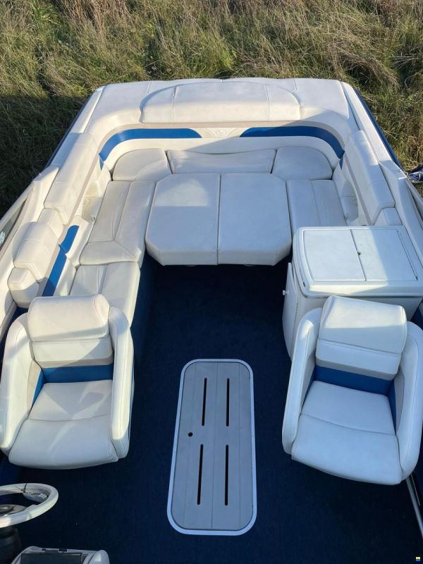 Falcon Thunderbird 2500 CD