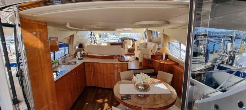 Sealine T60