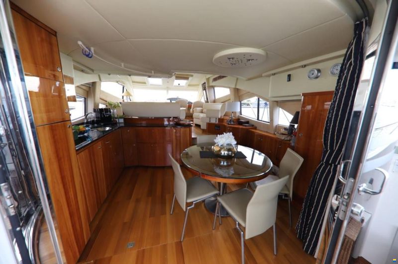 Sealine T60