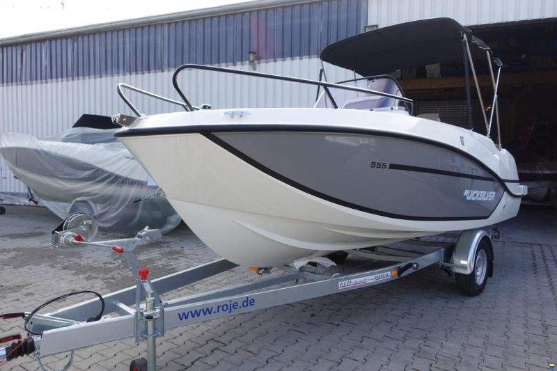 Quicksilver Activ 555 Open & Trailer (auf Lager)