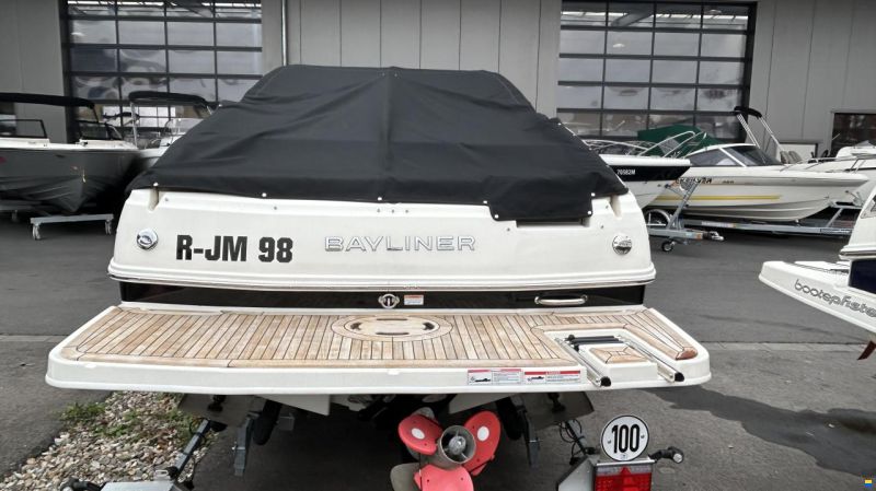 Bayliner 742 R