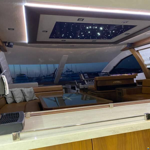 Galeon 550 Fly