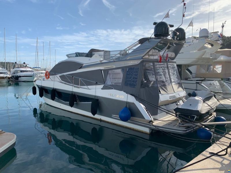 Galeon 550 Fly