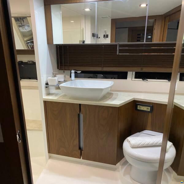 Galeon 550 Fly