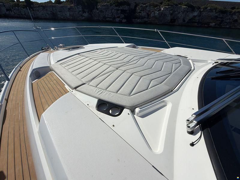 Sunseeker Predator 60 Evo