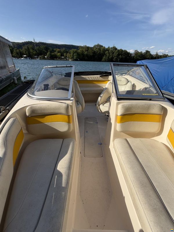 Rinker Captiva