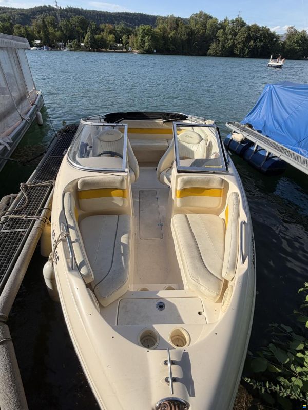 Rinker Captiva