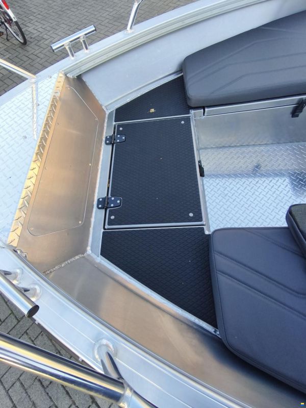 UMS-Boat UMS 545 DC PRO
