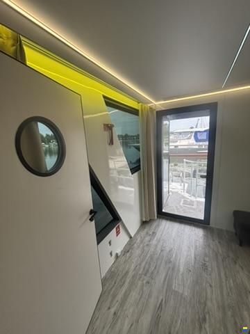 River Yacht HB-1200