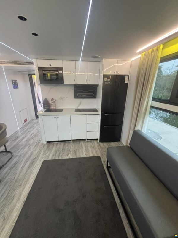 River Yacht HB-1200