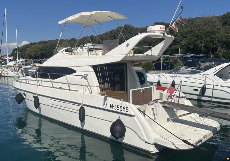 Azimut 40 Fly