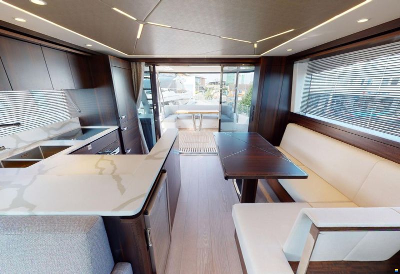 Sunseeker Manhattan 68