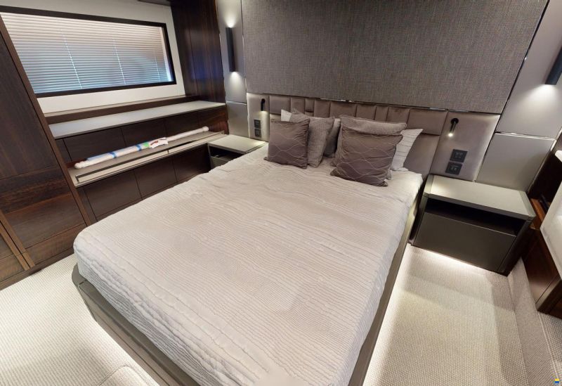 Sunseeker Manhattan 68
