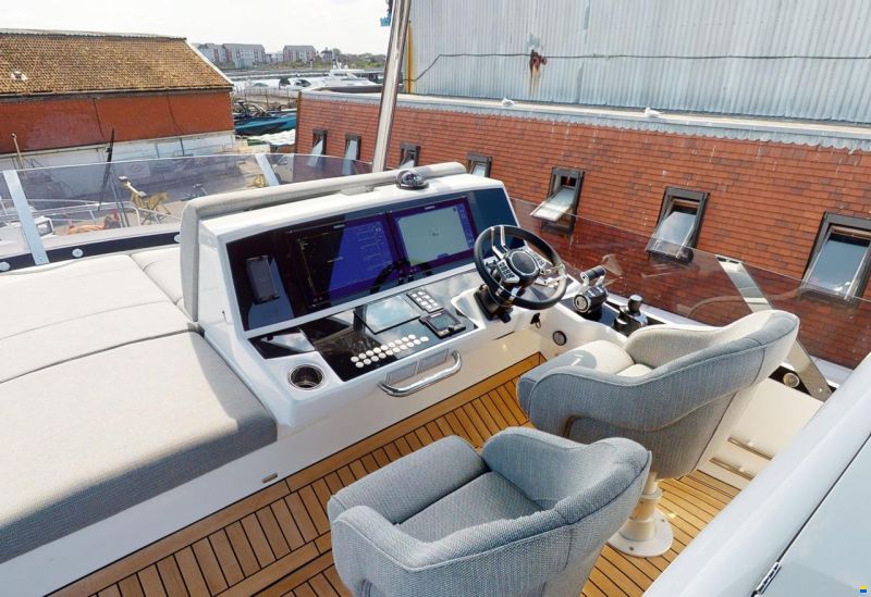 Sunseeker Manhattan 68
